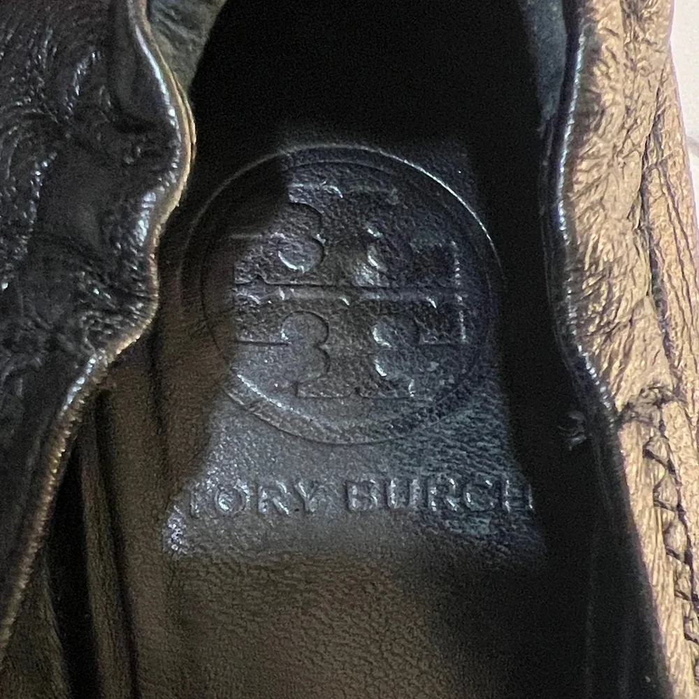 Tory Burch Reva leather Ballet Black Flats with Gold Logo size 8M